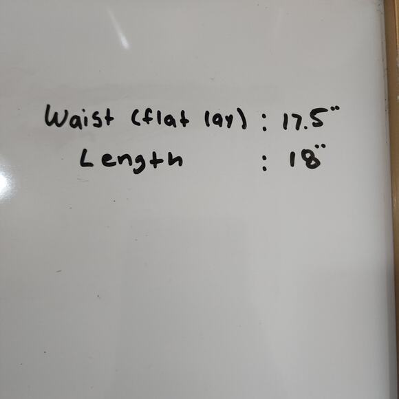 Carhartt Mini Cargo Skirt in Tan Size 12 - Picture 8 of 8